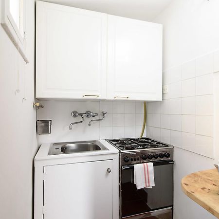 White Terrace Apartment Navona โรม ภายนอก รูปภาพ
