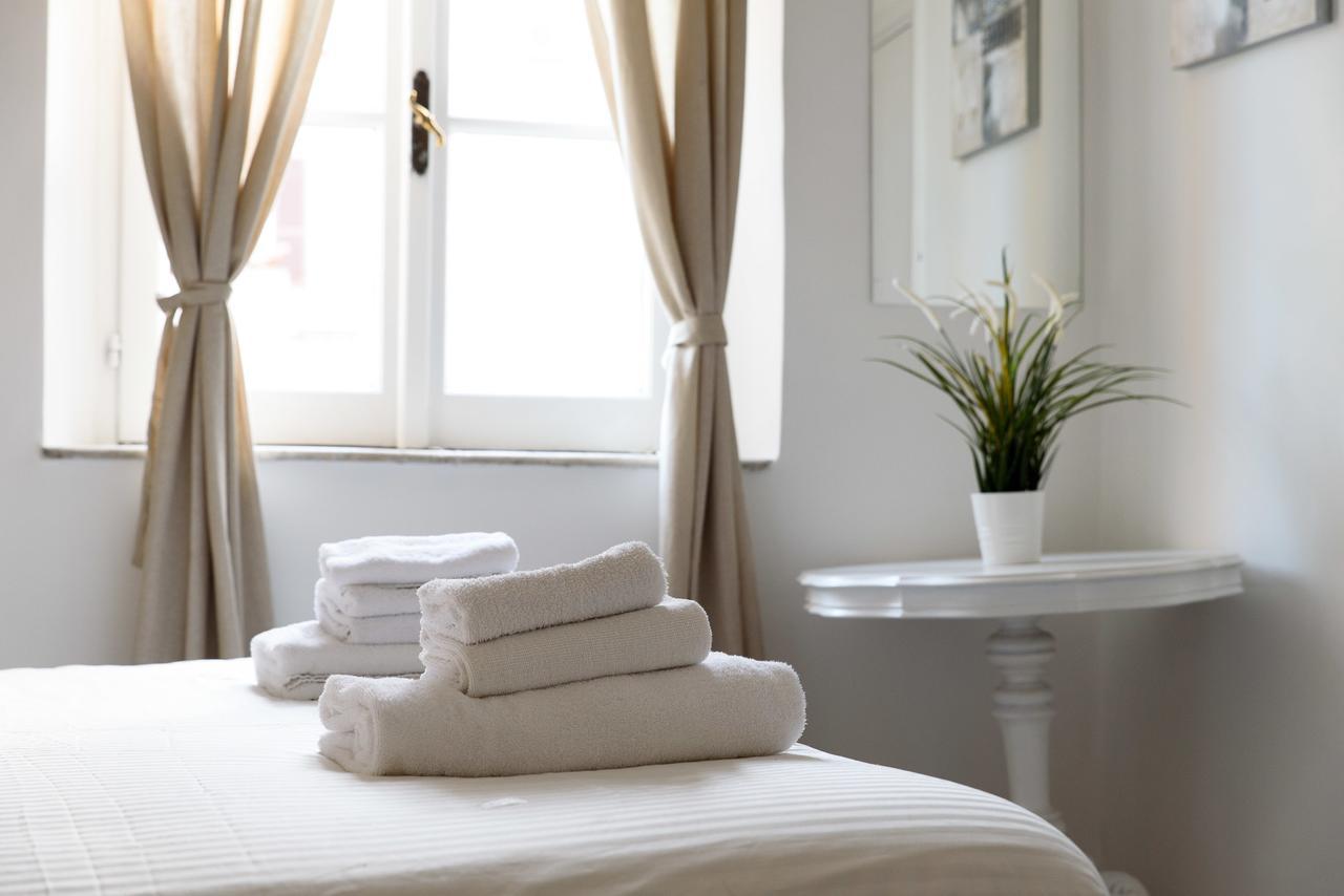 White Terrace Apartment Navona โรม ภายนอก รูปภาพ