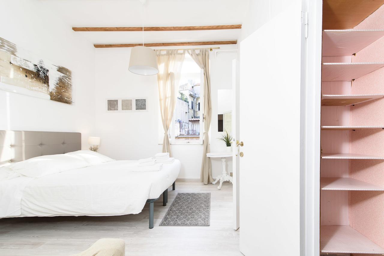 White Terrace Apartment Navona โรม ภายนอก รูปภาพ